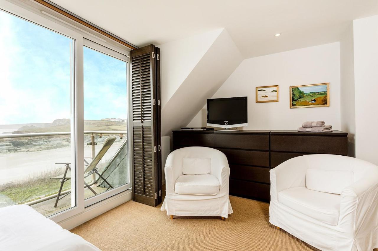 Surfside, Porth, North Cornwall * Newquay (Cornwall)